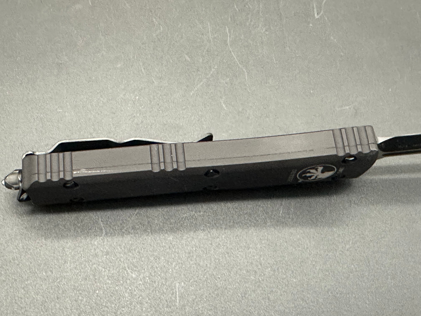 Microtech Ultratech black tanto