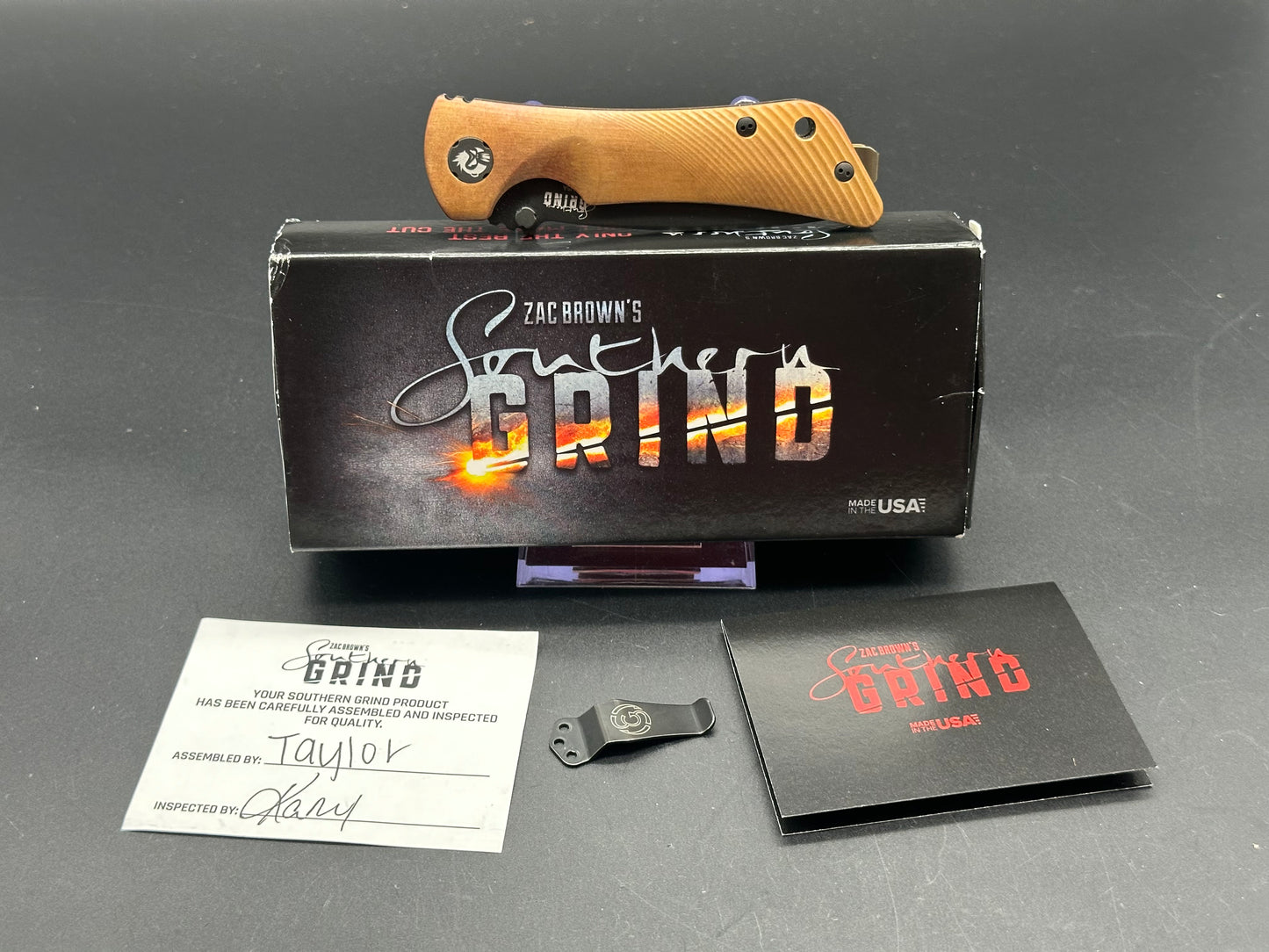 Southern Grind Spider Monkey - Drop point black blade with copper handle