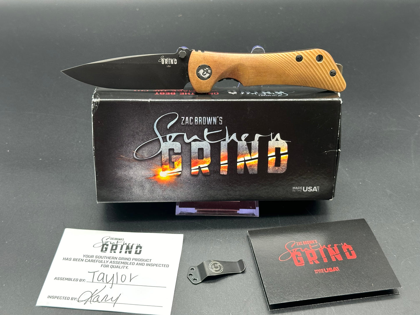 Southern Grind Spider Monkey - Drop point black blade with copper handle