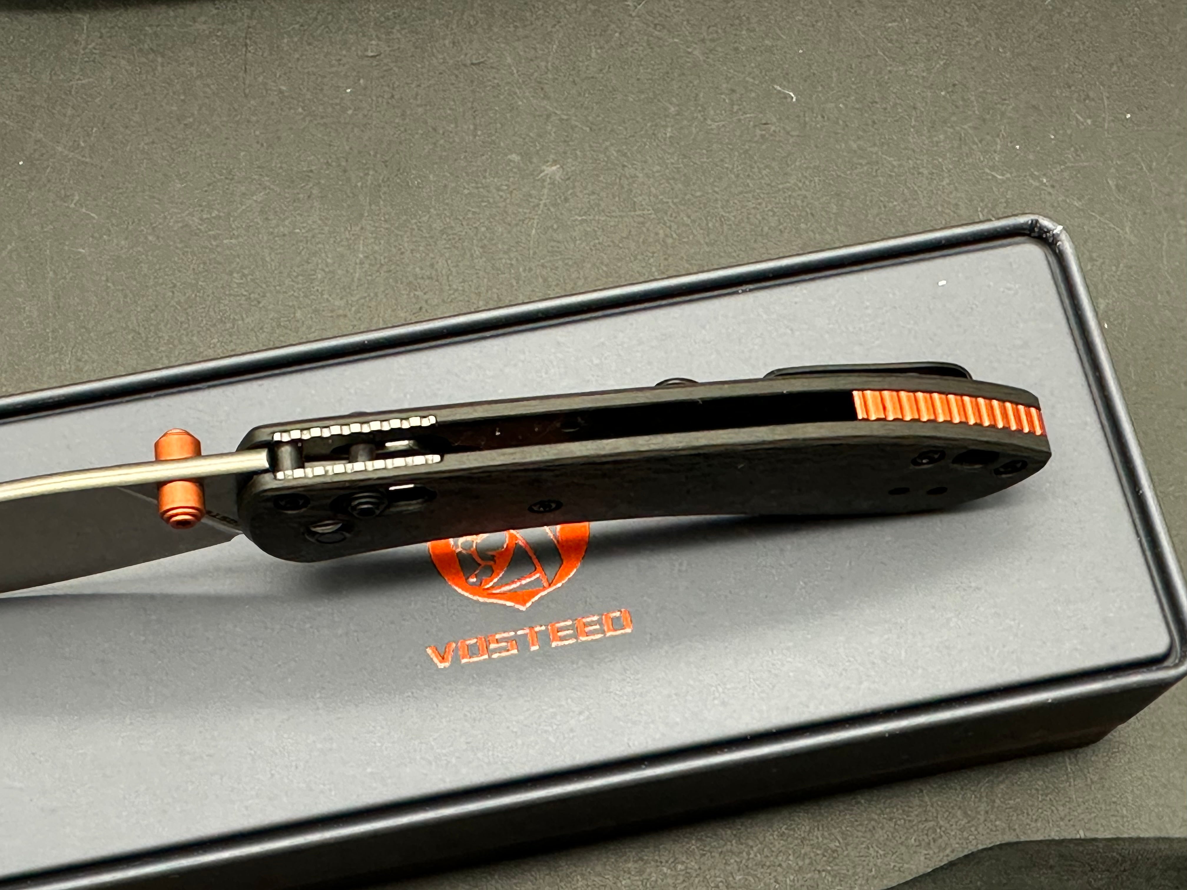 Vosteed Mini Nightshade Crossbar Lock Black Carbon Fiber (2.6" Black S35VN)