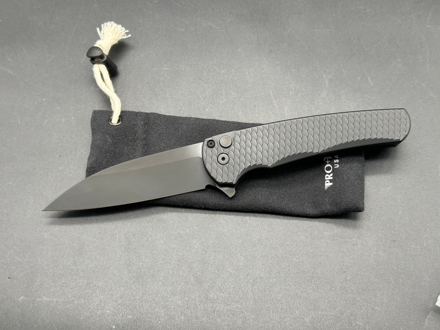 ProTech Malibu 3.3" Wharncliffe Plunge Lock Flipper / Black Dragon Scale Aluminum / Black DLC MagnaCut