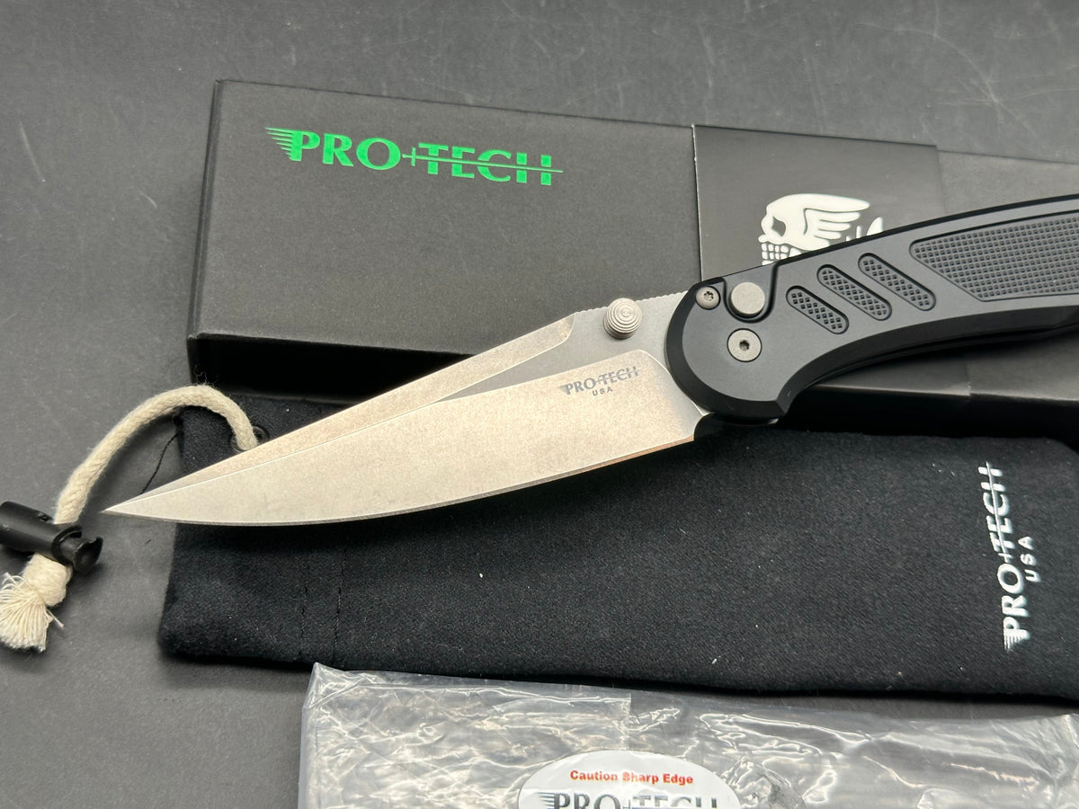 ProTech Avalon, 4" MagnaCut Stonewash Clip Point Blade with Black Textured Aluminum Scales