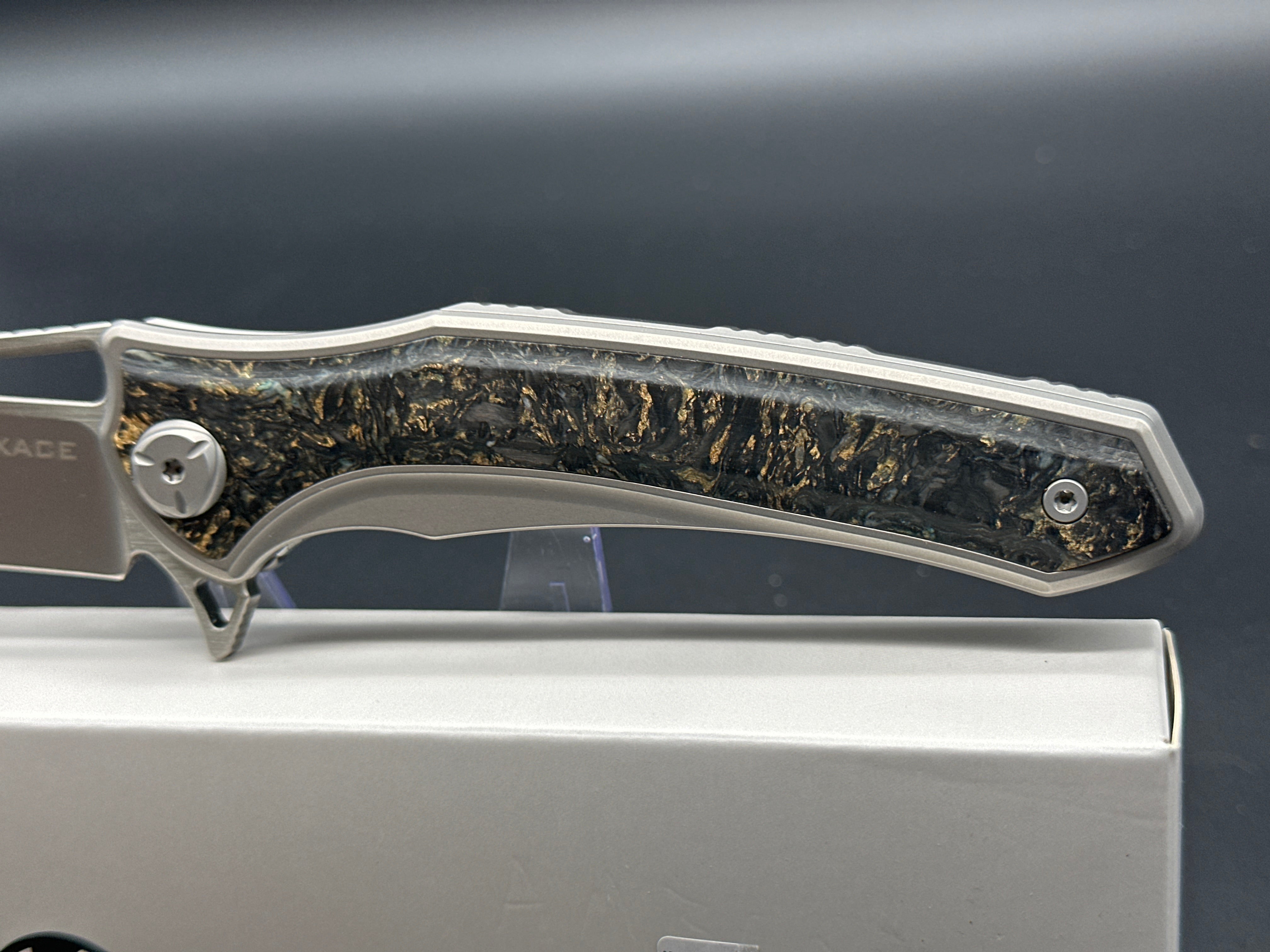 Maxace Amber III